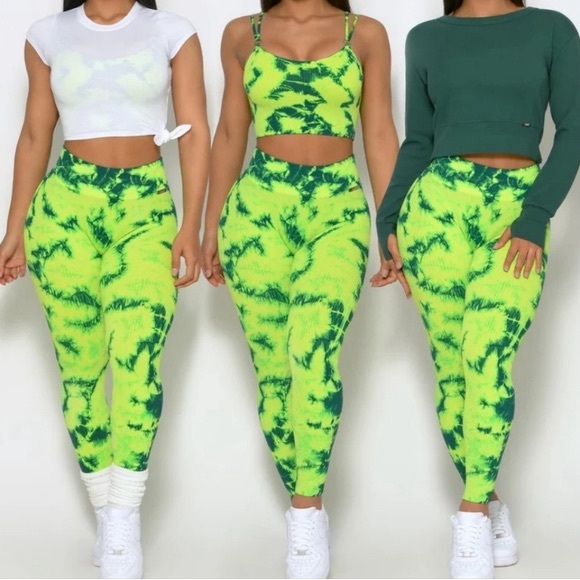 Bombshell Sportswear tie-dye seamless Leggings Size M - Picture 2 of 10